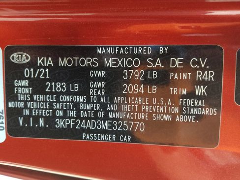 Used 2021 Kia Forte LXS FWD image 33