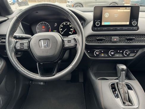 Used 2024 Honda HR-V Sport image 16