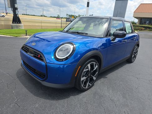 New 2025 MINI Cooper S image 7