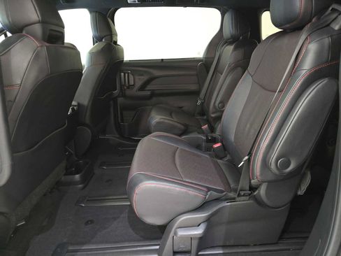 Certified 2025 Toyota Sienna XSE w/ XSE Premium Package AWD/4WD image 25