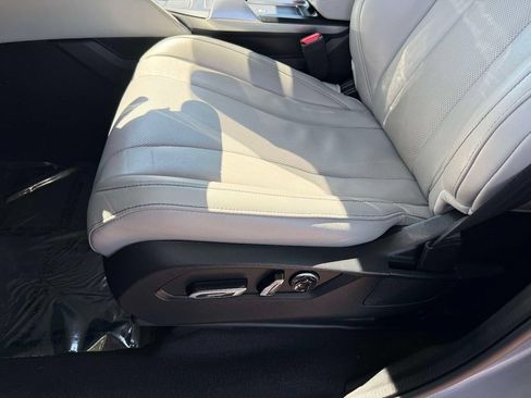 Certified 2023 Acura MDX SH-AWD w/ Technology Package image 15