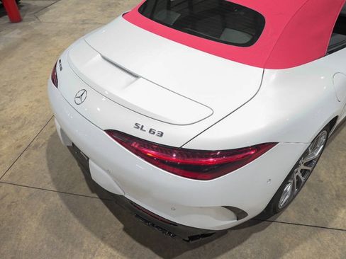 Used 2022 Mercedes-Benz SL 63 AMG 4MATIC image 32