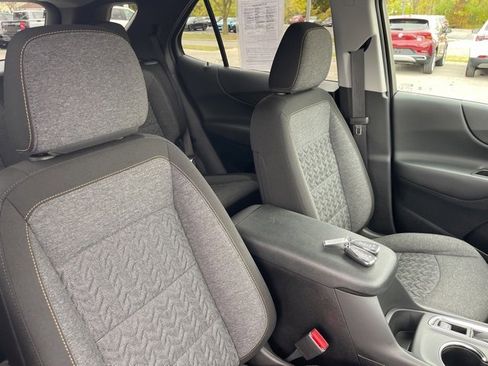 Certified 2022 Chevrolet Equinox LT image 34