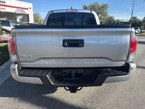 Used 2020 Toyota Tacoma Limited image 4