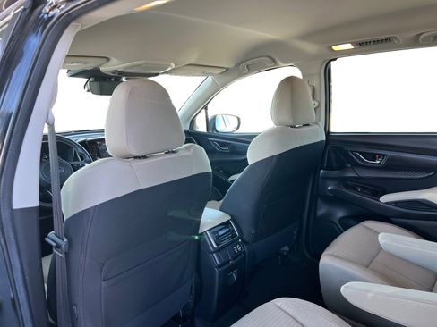 Used 2024 Subaru Ascent Premium w/ Convenience Package image 11