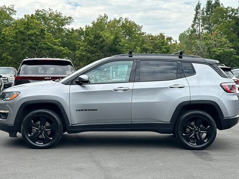 Used 2019 Jeep Compass Latitude AWD/4WD image 7