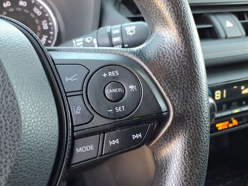 Used 2019 Toyota RAV4 XLE image 35