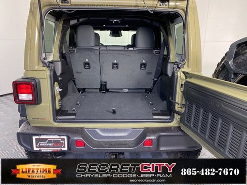 New 2026 Jeep Wrangler Unlimited Sport image 31