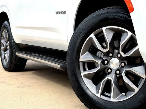 Used 2023 Chevrolet Tahoe LT w/ Luxury Package image 6