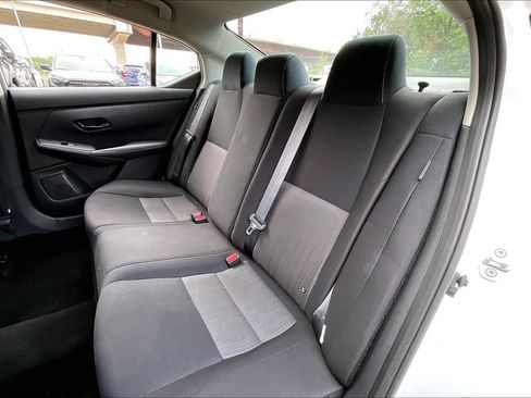 Used 2024 Nissan Sentra SV FWD image 20