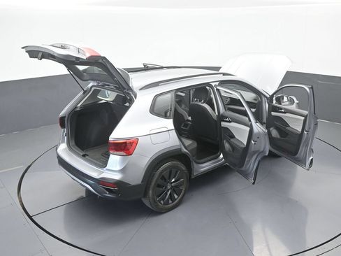 Used 2024 Volkswagen Taos S FWD image 61