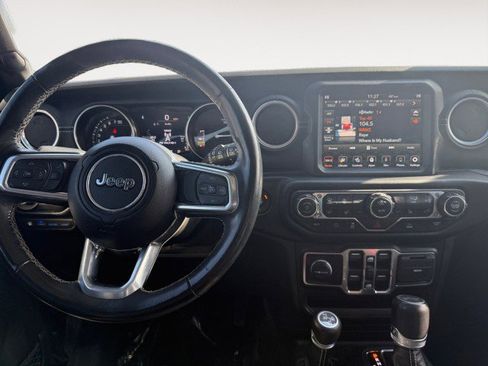 Used 2021 Jeep Wrangler Unlimited Sahara w/ Cold Weather Group image 4