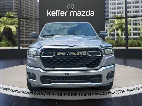 Used 2025 RAM 1500 Big Horn AWD/4WD image 2