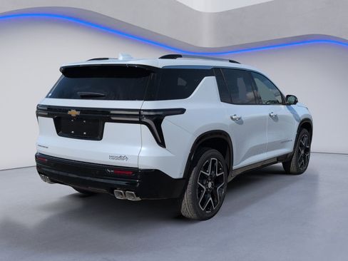 New 2026 Chevrolet Traverse High Country w/ LPO, Floor Liner Package FWD image 3