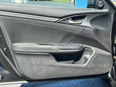 Used 2018 Honda Civic EX image 13