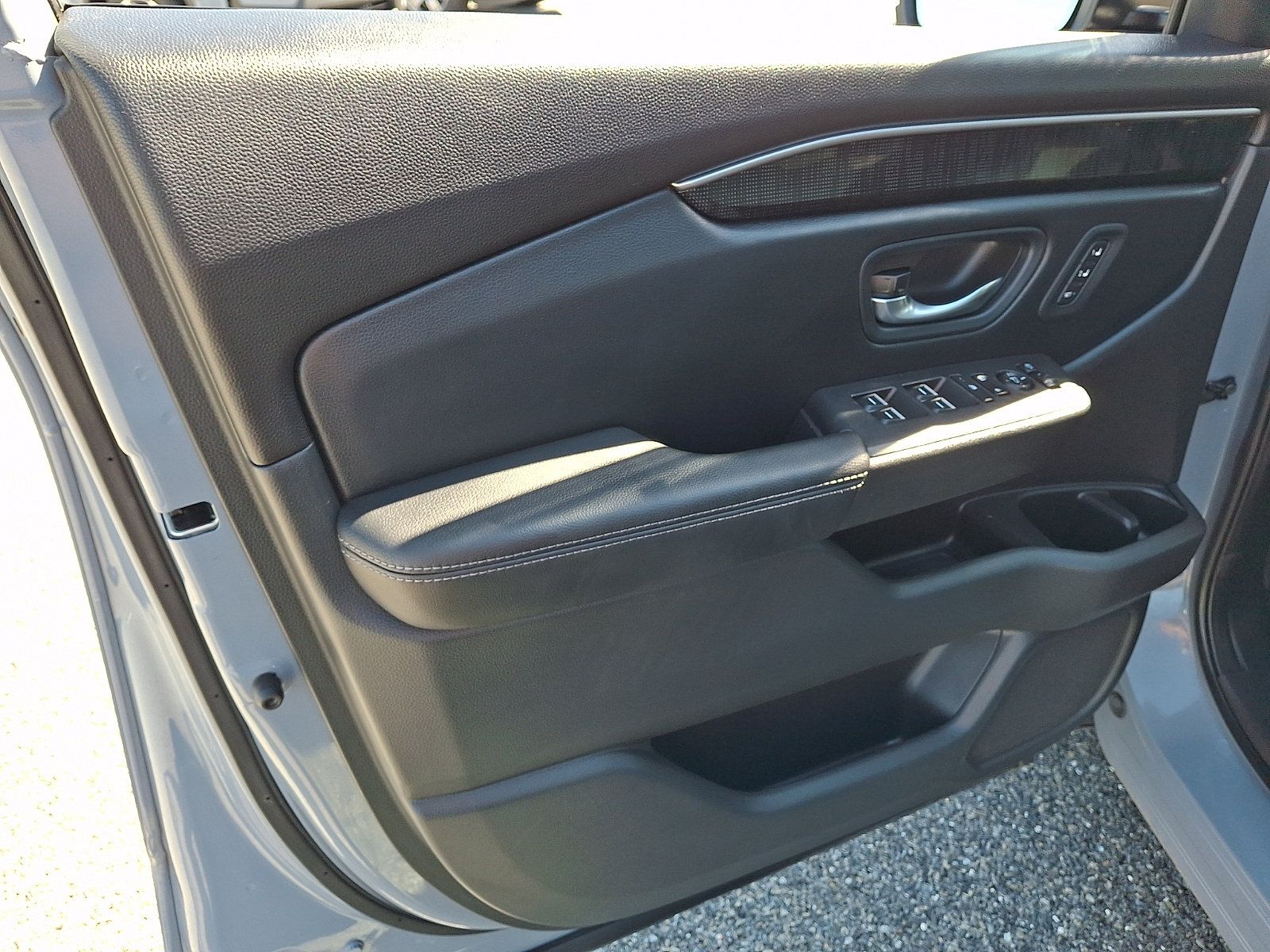Used 2023 Honda Pilot Elite image 13