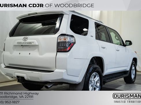 Used 2014 Toyota 4Runner SR5 Premium image 5