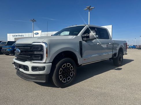 New 2026 Ford F250 Platinum image 9