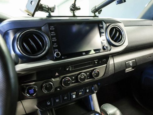 Used 2022 Toyota Tacoma TRD Pro image 14