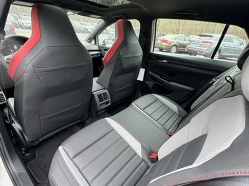 New 2024 Volkswagen GTI SE image 9