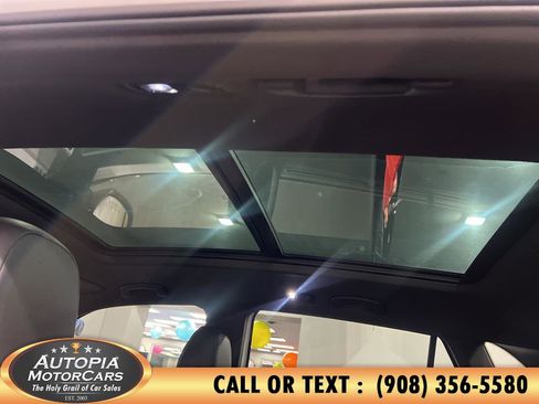 Used 2021 Volkswagen Atlas Cross Sport SEL Premium R-Line image 26