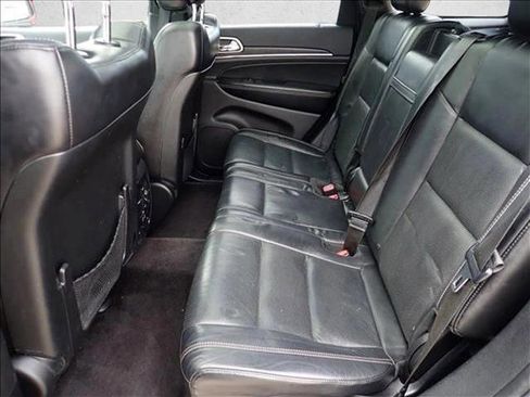 Used 2017 Jeep Grand Cherokee Limited w/ Luxury Group II image 8