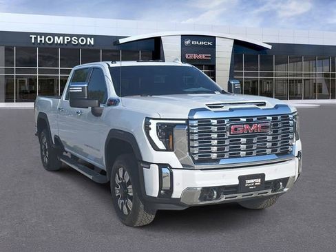 Used 2026 GMC Sierra 2500 Denali w/ Denali Reserve Package image 1