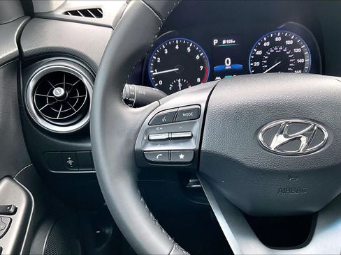 Certified 2022 Hyundai Kona SEL w/ Convenience Package FWD image 24