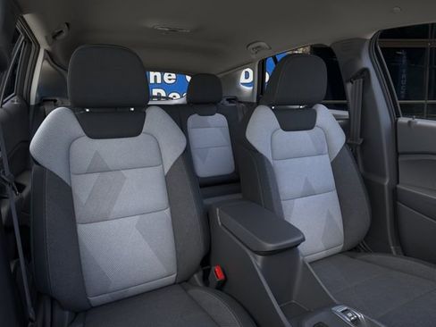 New 2026 Chevrolet Trax LS w/ LS Convenience Package FWD image 16