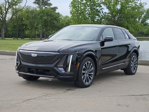 New 2026 Cadillac Lyriq Sport w/ LPO, Floor Liner Package RWD image 2