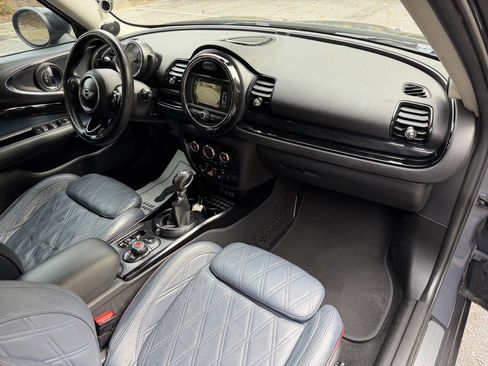 Used 2017 MINI Cooper Clubman S image 10
