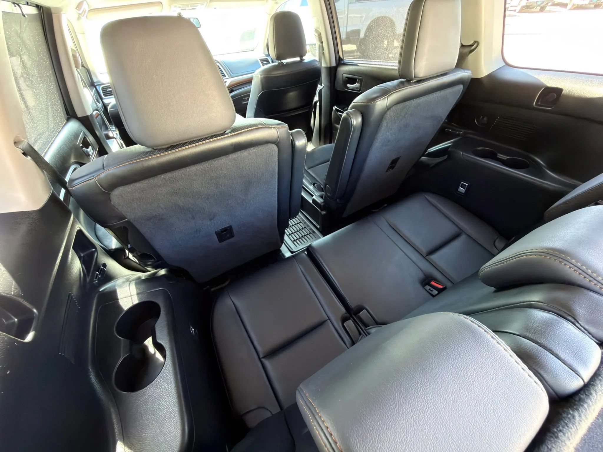 Used 2015 Toyota Highlander Limited AWD/4WD image 19