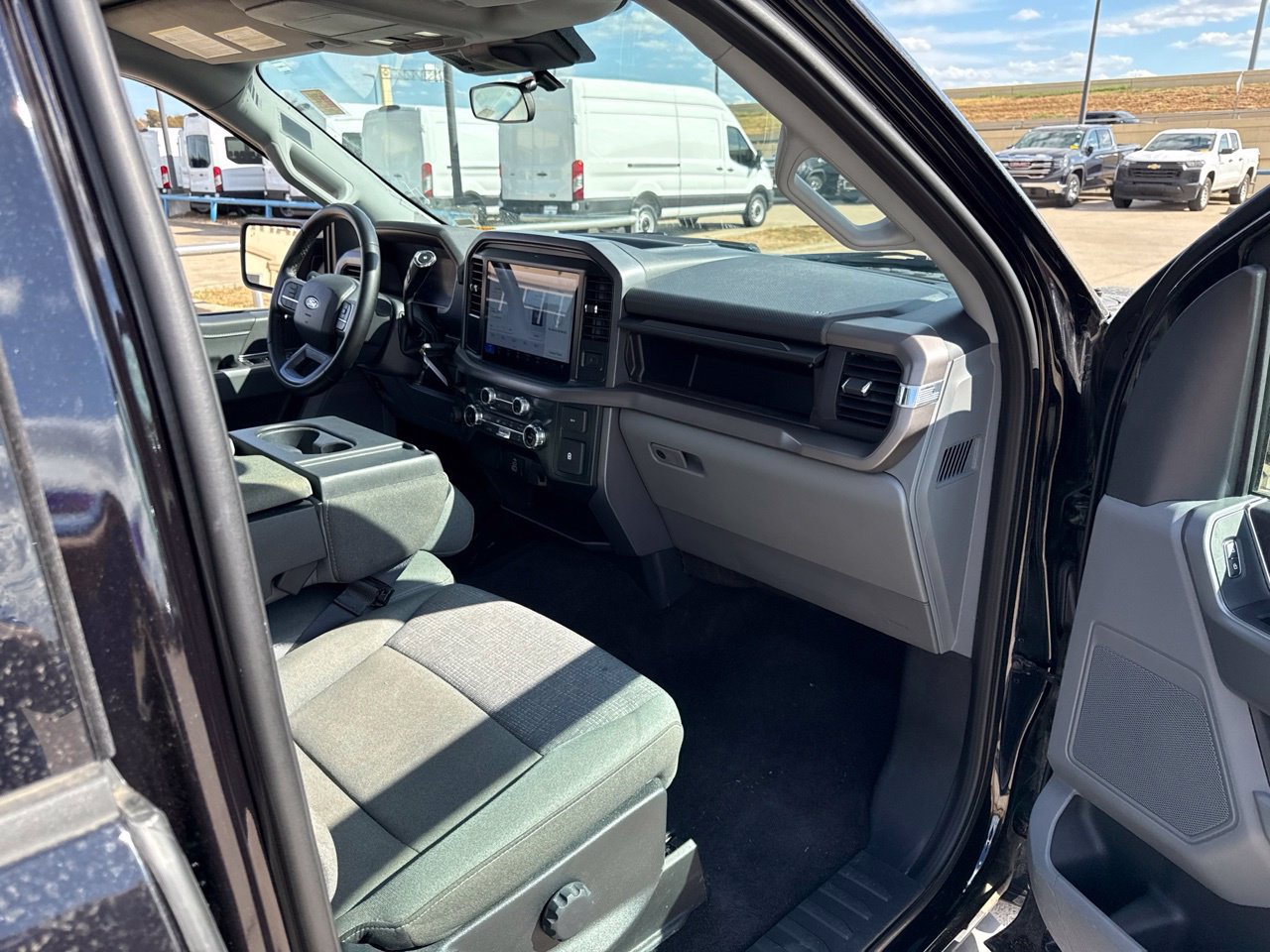 Used 2025 Ford F150 XLT w/ Equipment Group 301A Standard RWD image 14