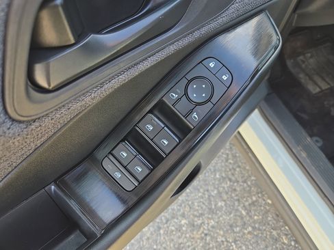 Used 2023 Nissan Rogue S image 20