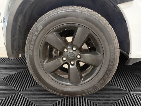 Used 2019 RAM 1500 Express w/ Wheel & Sound Group AWD/4WD image 11