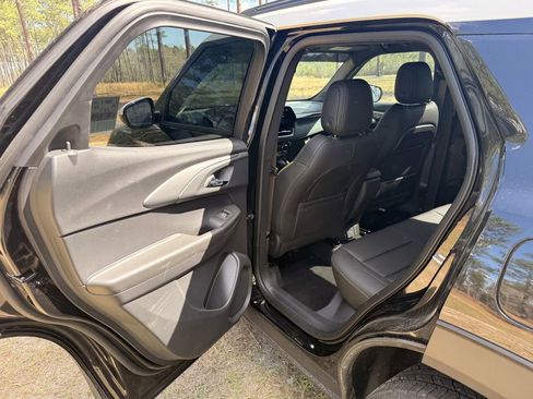 New 2025 Chevrolet TrailBlazer ACTIV w/ Convenience Package FWD image 25