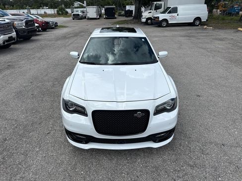 Used 2023 Chrysler 300 C RWD image 2