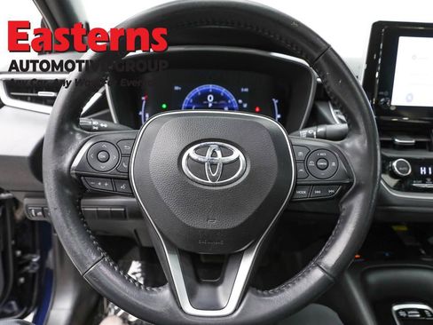 Used 2023 Toyota Corolla XSE FWD image 10