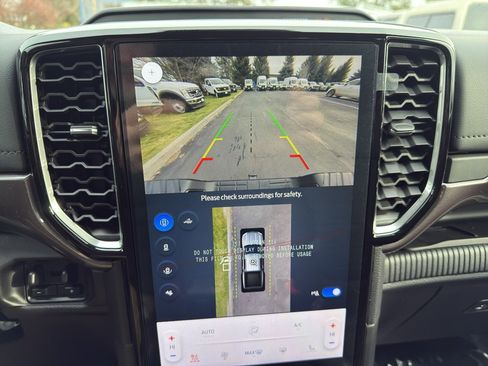 New 2025 Ford Ranger Lariat w/ FX4 Off-Road Package image 33