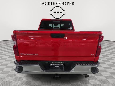 Used 2026 Chevrolet Silverado 2500 LT w/ Safety Package AWD/4WD image 6