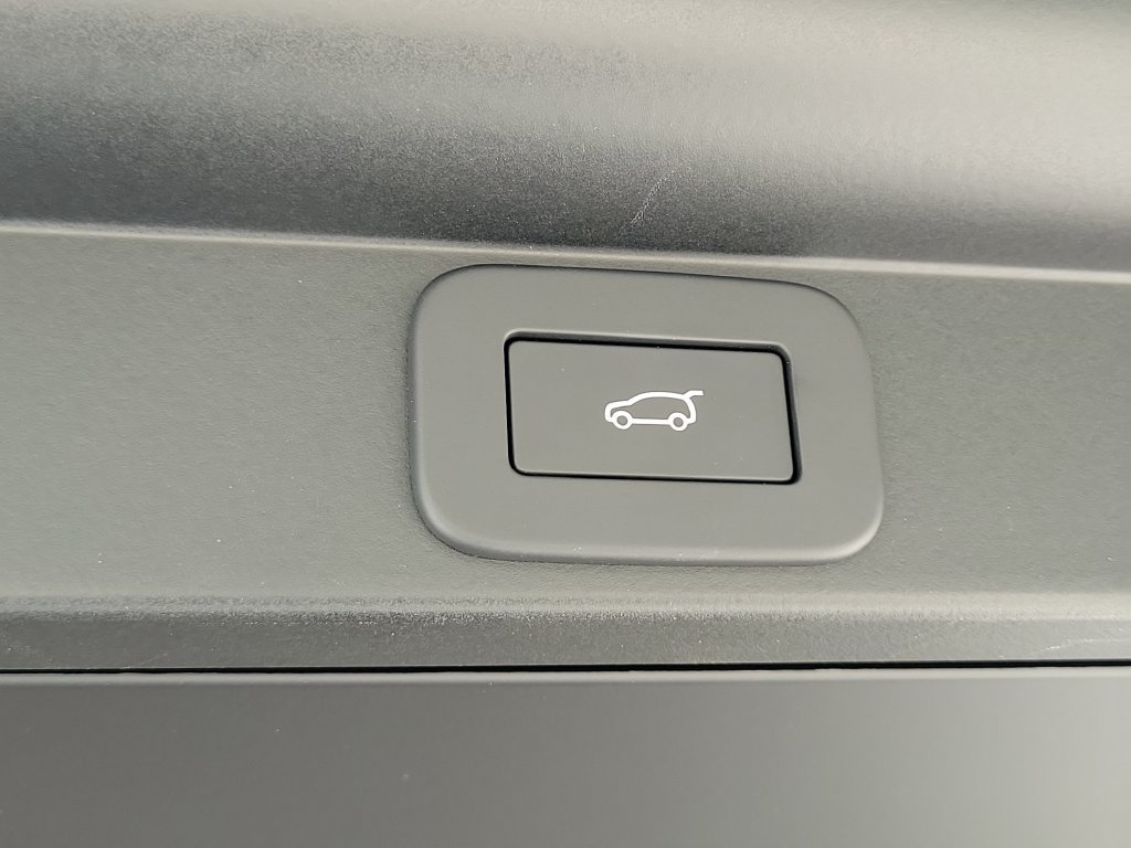 New 2026 Land Rover Range Rover SE AWD/4WD image 12