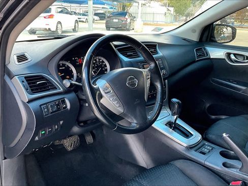 Used 2015 Nissan Sentra SR image 18