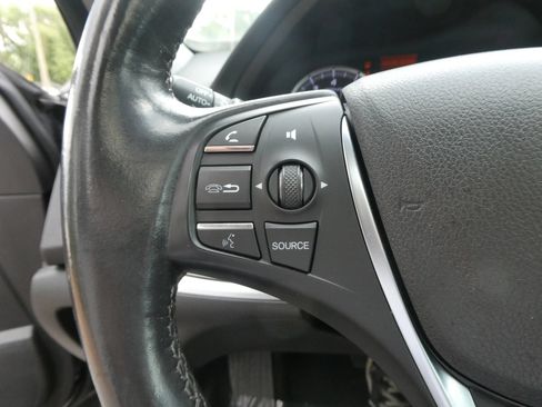 Used 2016 Acura TLX FWD image 19