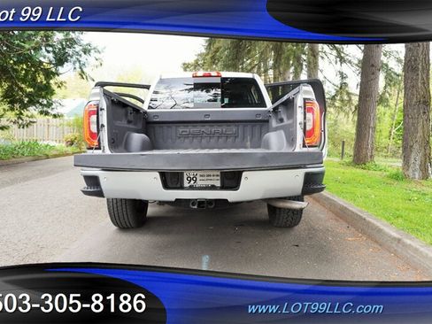 Used 2018 GMC Sierra 1500 Denali w/ Denali Ultimate Package AWD/4WD image 29