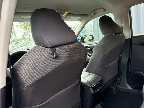 Used 2020 Toyota Highlander L AWD/4WD image 14