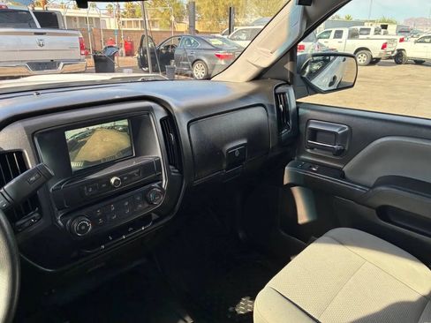 Used 2018 Chevrolet Silverado 1500 W/T w/ Special Service Package AWD/4WD image 18