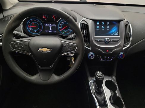 Used 2016 Chevrolet Cruze LT FWD image 22