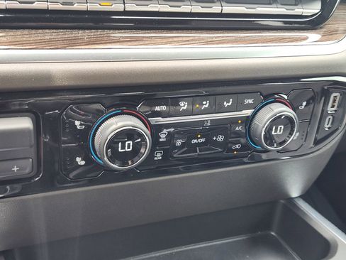 New 2026 Chevrolet Silverado 1500 LT w/ Texas Edition Plus RWD image 19