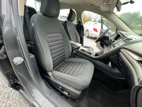 Used 2018 Ford Fusion SE image 15