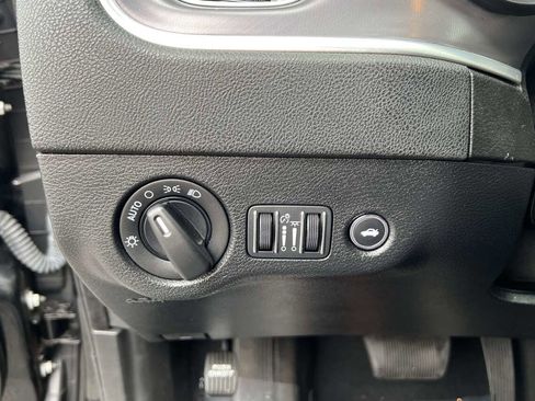 Used 2022 Dodge Charger SXT w/ Leather Interior Group image 23